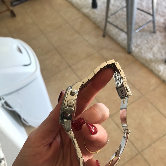 Michael Kors Watch - MK 5020 - Picture 3 of 4